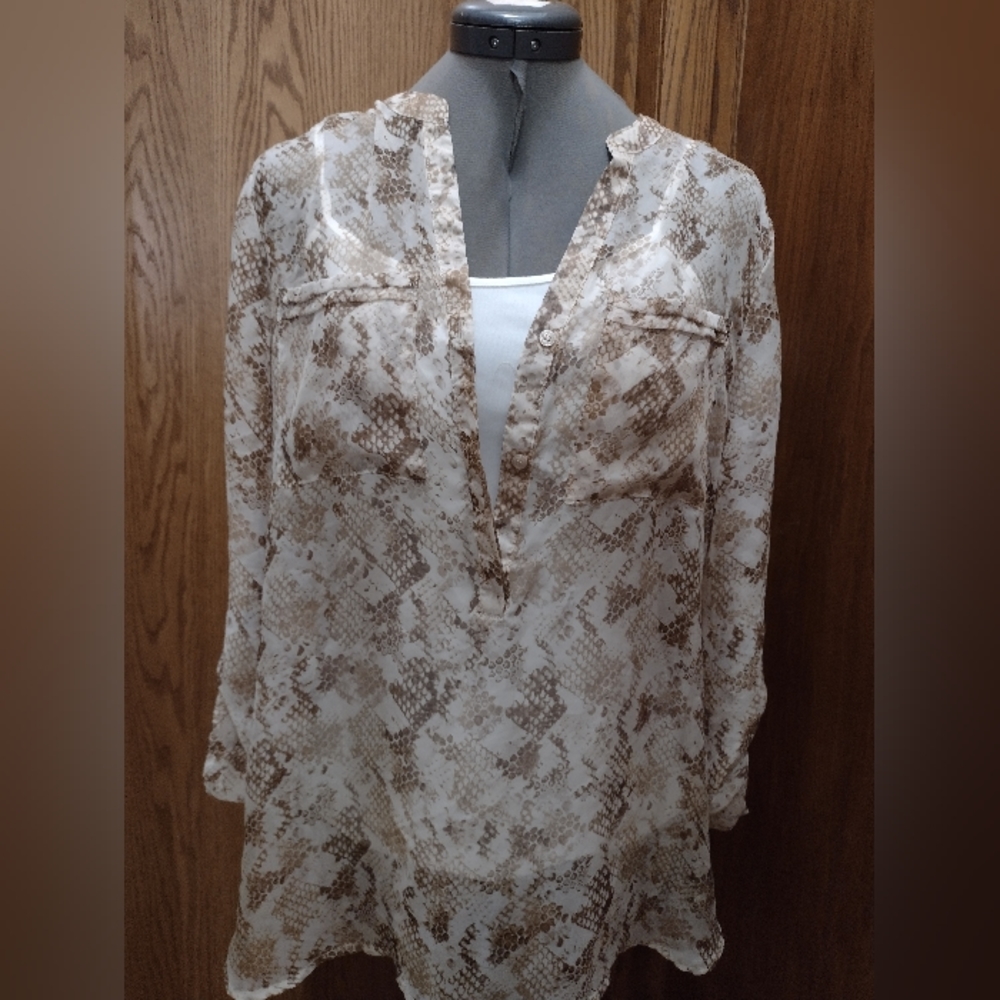 Apt 9 Sheer Animal Print Blouse Size Medium